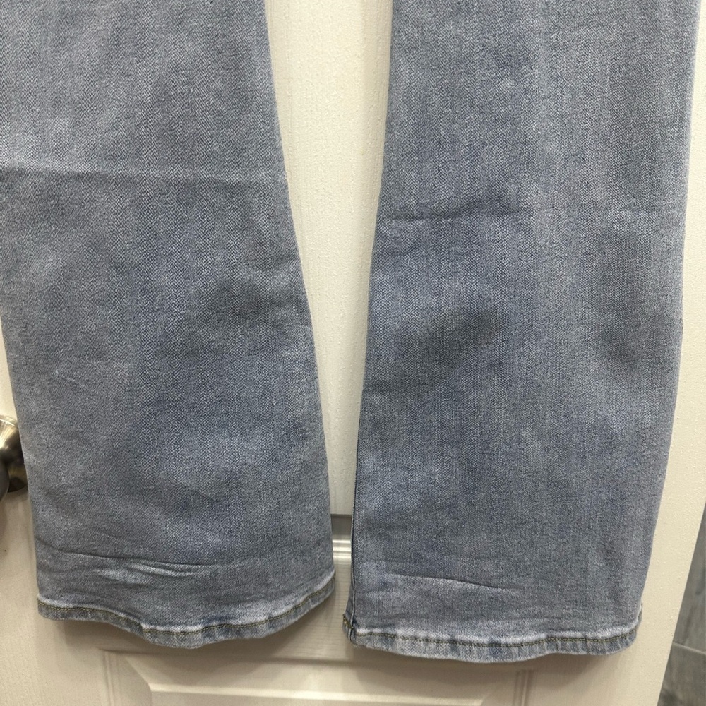Fashion Nova Light Blue Flare Jeans - Picture 4 of 5